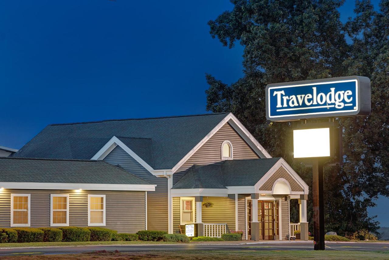 Travelodge By Wyndham Iowa City Eksteriør bilde